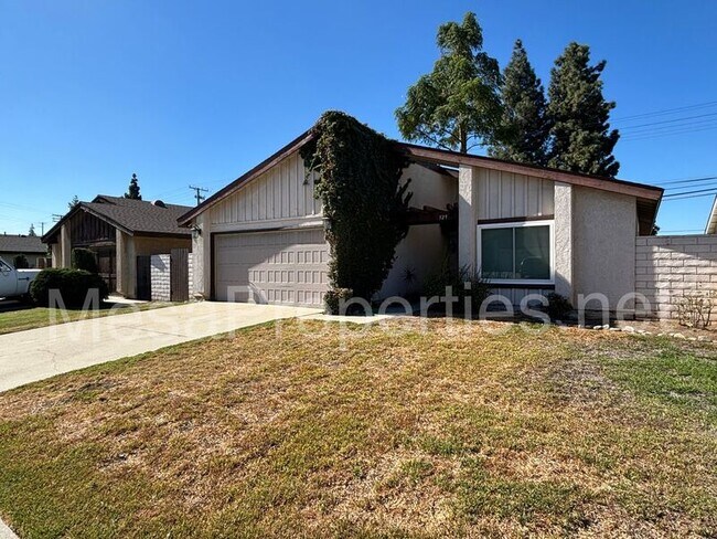 Building Photo - 529 S Alameda Ave
