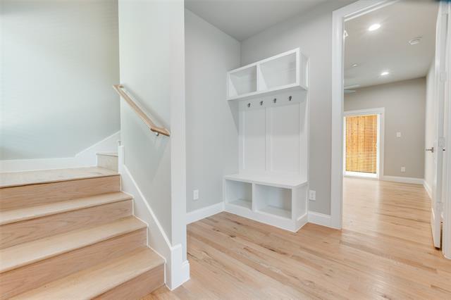 Foto del edificio - 4401 Cabell Dr