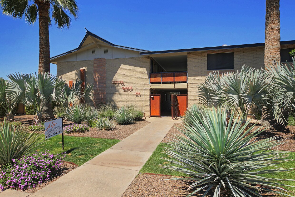 Foto principal - 4142 N 25th St