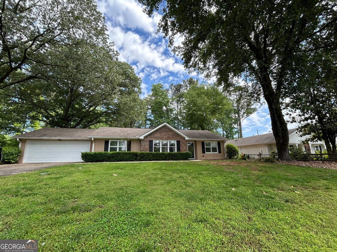 Primary Photo - 115 Shady Grove Ln