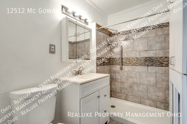 Foto del edificio - 12512 Mc Gowan Ave