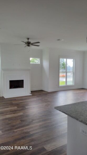 Building Photo - 100 Misty Wind Drive