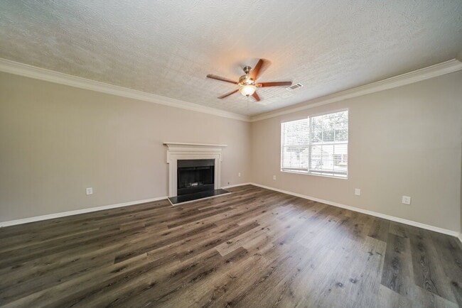 Foto del edificio - 4919 Windsor Downs Dr