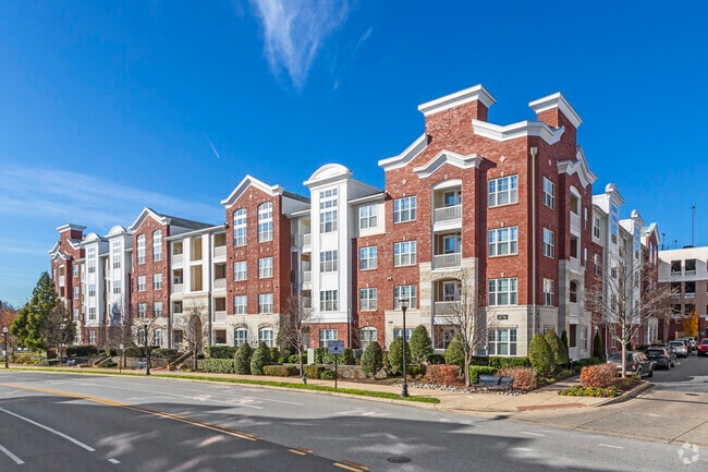 Building Photo - Emerson at Cherry Lane