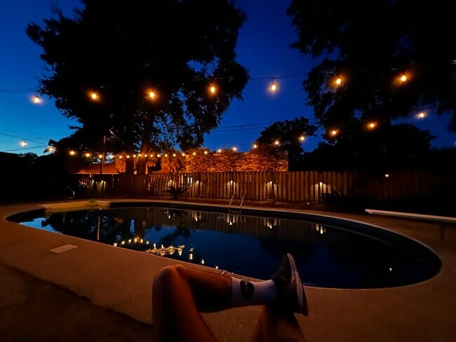 Noche de piscina - 7242 Dogwood Terrace Dr