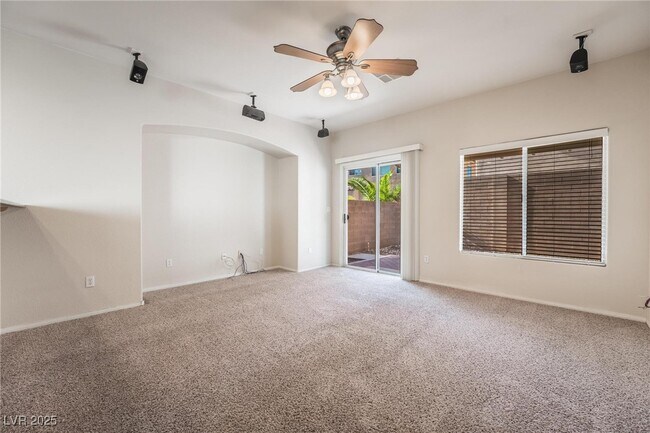 Building Photo - 5989 Lamotte Ave