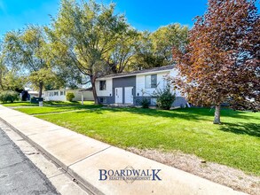 Building Photo - 661 N 980 W