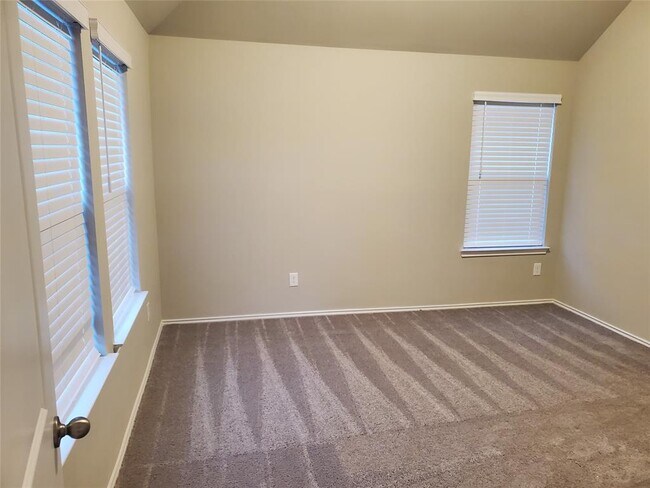 Building Photo - 8803 Star Gaze Ct