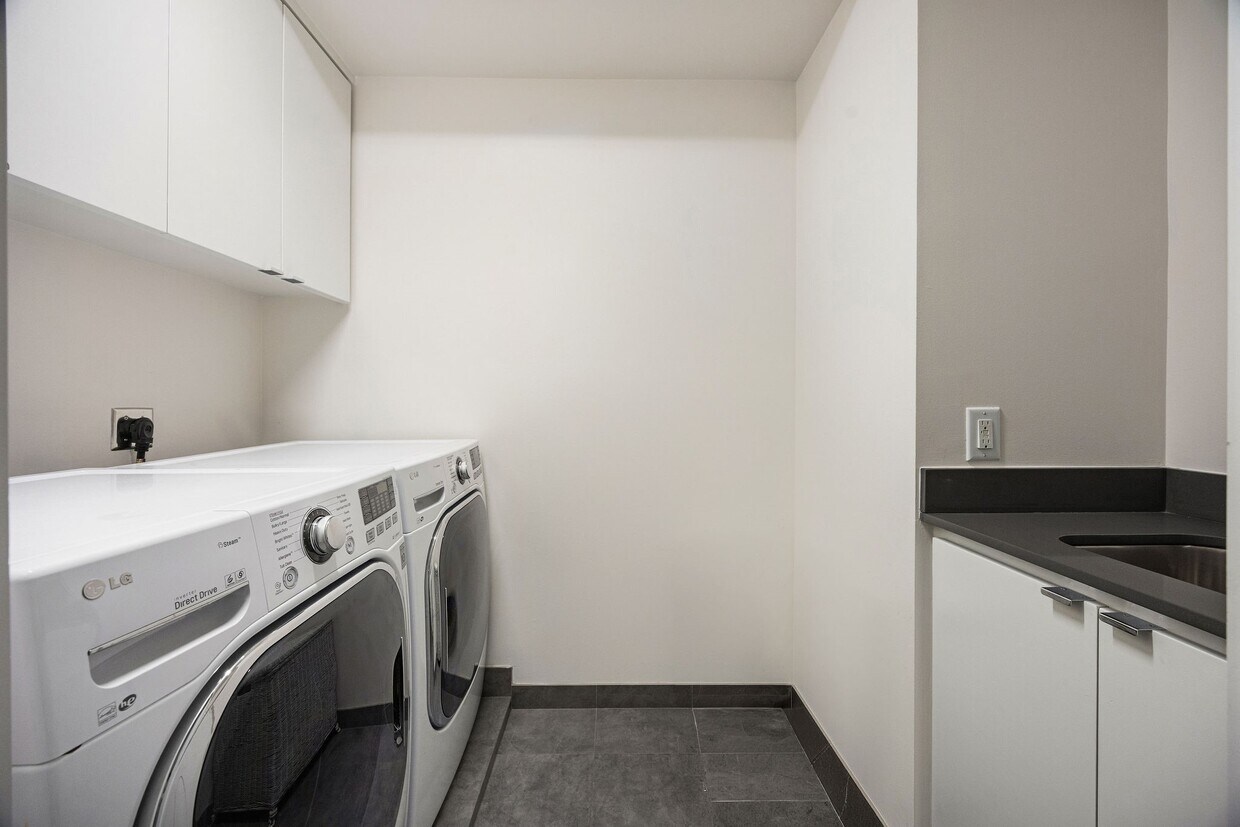 Foto del edificio - 306 W Pierce St
