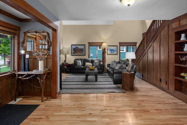 Building Photo - 5042 Portage Way