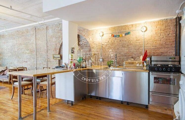 Building Photo - 138 Mulberry St