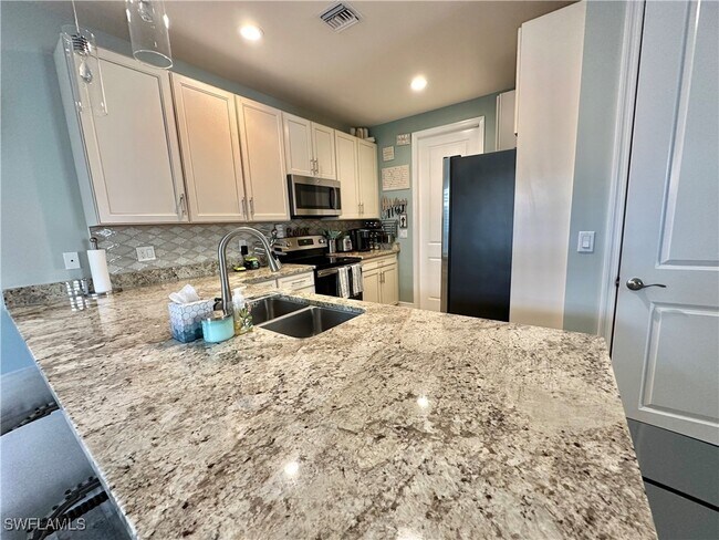 Foto del edificio - 15840 Portofino Springs Blvd