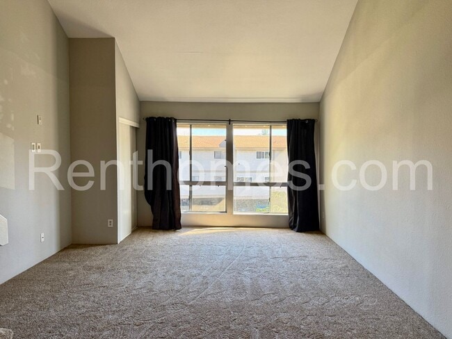 Foto del edificio - 6275 Rancho Mission Rd