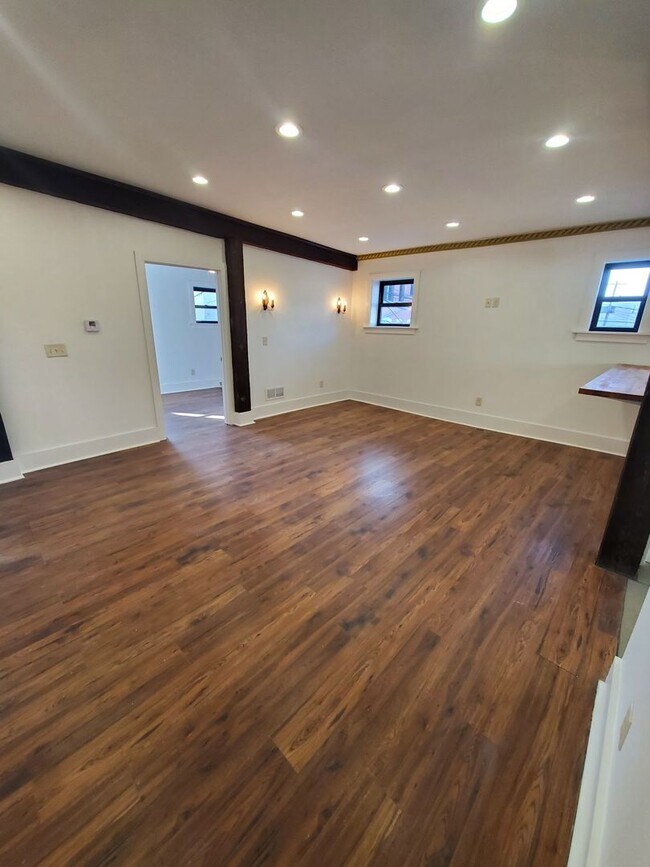 Foto del edificio - 2123 W Mineral St