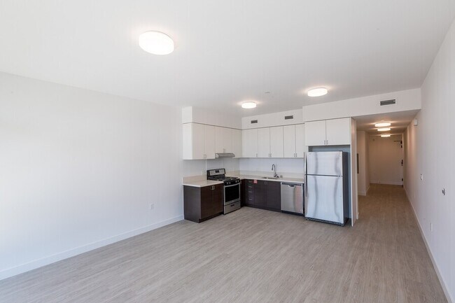 Foto del edificio - 4435 Piedmont Ave