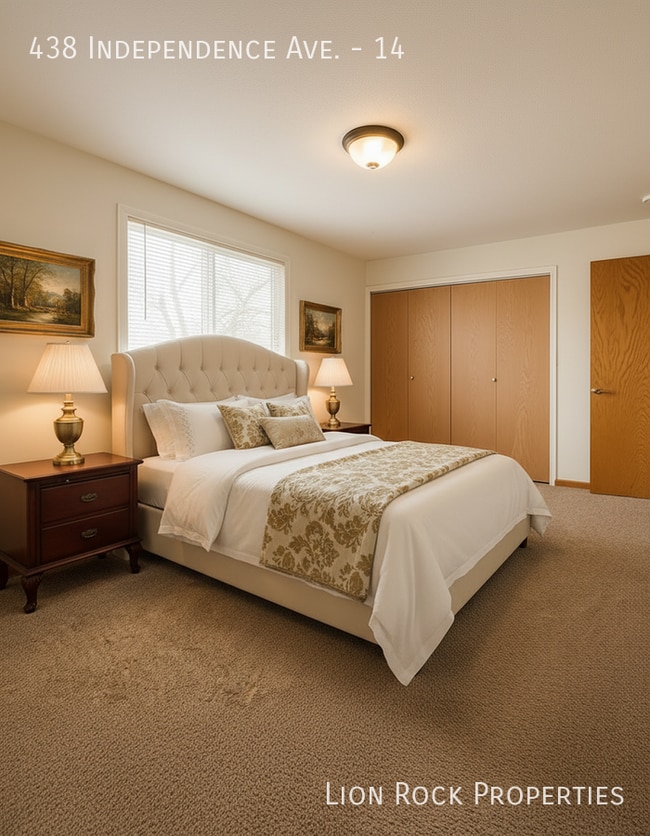 Building Photo - 438 Independence Ave N