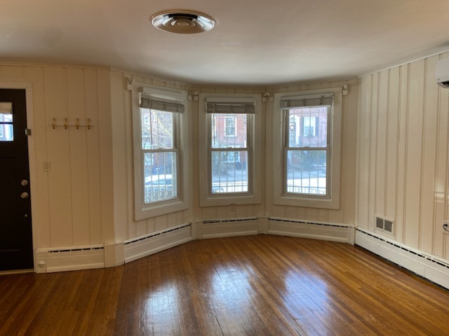 Foto del edificio - 170 Belmont Ave
