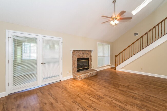 Building Photo - 2310 Eagles Nest Rd