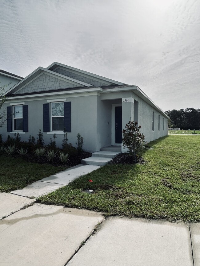 Building Photo - 1568 Hummingbird Rd