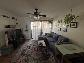 Building Photo - 3200 S Litzler Dr