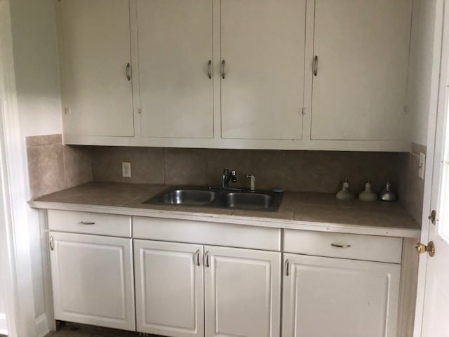 Foto del edificio - 620 W 9th St