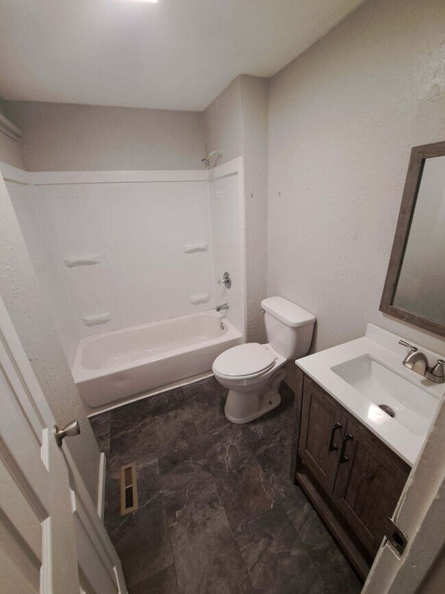 Foto del edificio - 412 N Hawthorne St