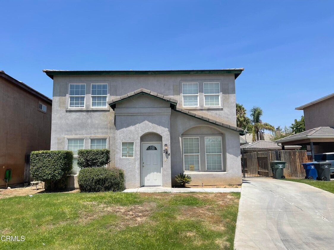 284 Redwood Meadow Dr, Bakersfield, CA 93308 House Rental in