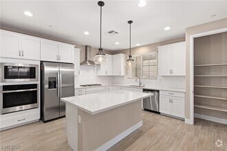 Building Photo - 109 Orchestral Ln