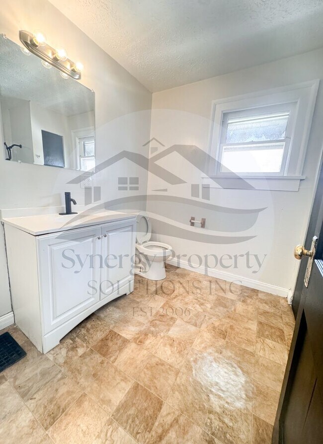 Foto del edificio - Available Now!