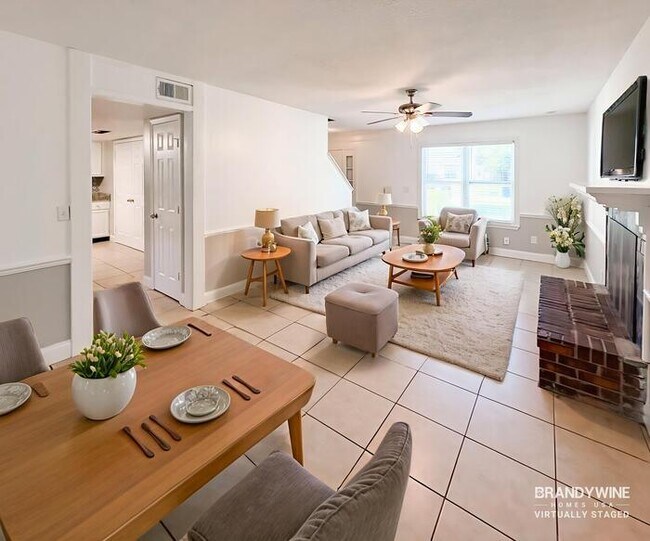 Foto del edificio - 12744 Serenade Cir S