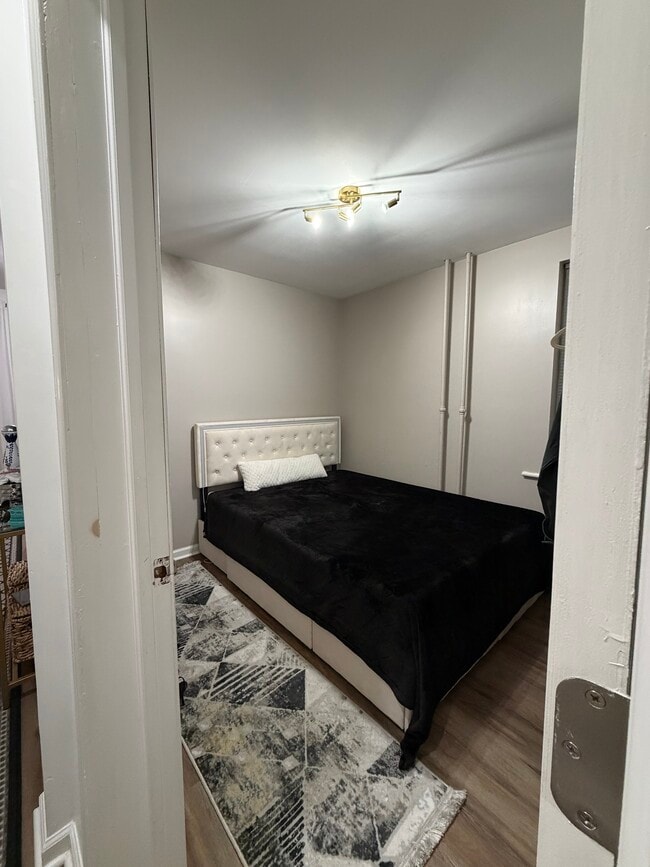 Foto del edificio - 2706 Bridge St