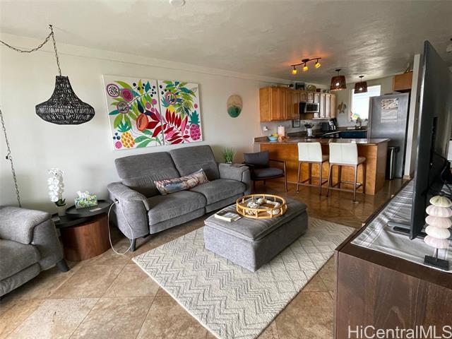 Building Photo - 14 Aulike St