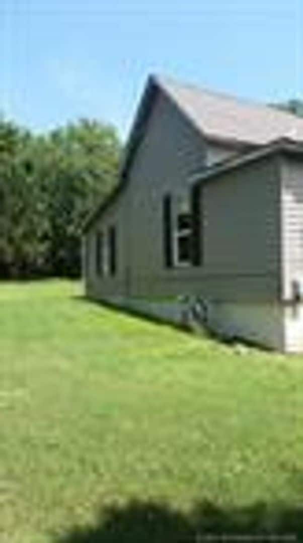 Building Photo - 534 S College Ave