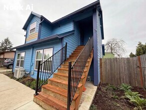 Building Photo - 10735 SE Holgate Blvd