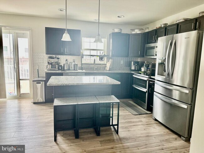 Foto del edificio - 5350 Laurel Valley Ln