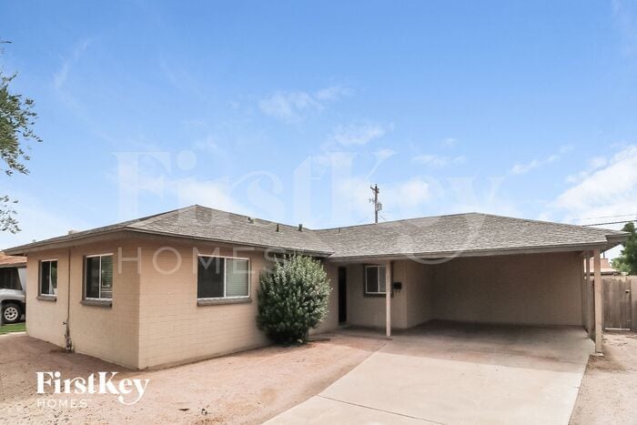Primary Photo - 2515 N 68th St
