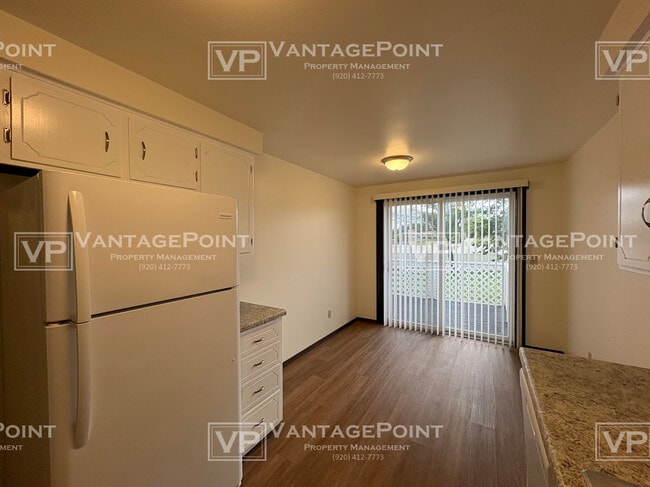 Building Photo - 2571 Trojan Dr