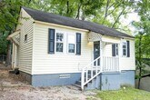 Primary Photo - Charming 2-Bedroom Cottage in Chattanooga ...