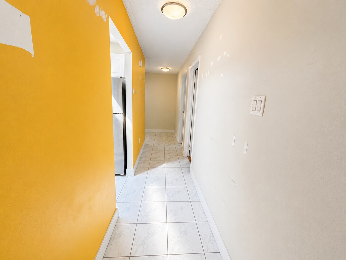 Building Photo - 56 Donald St