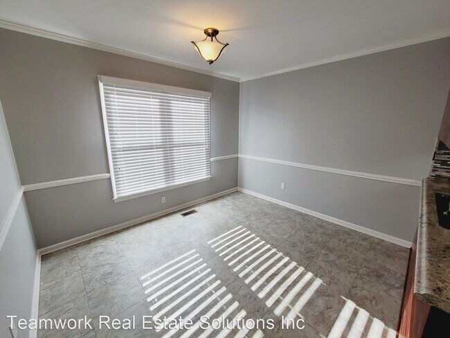 Building Photo - 3 br, 2 bath House - 4026 Holly Springs Dr