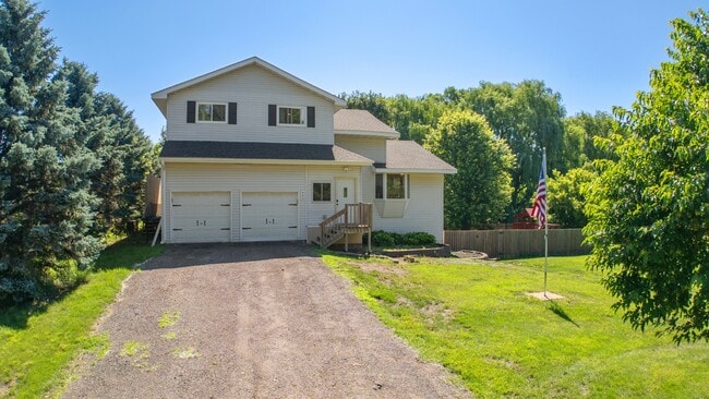 Foto del edificio - 645 US-12