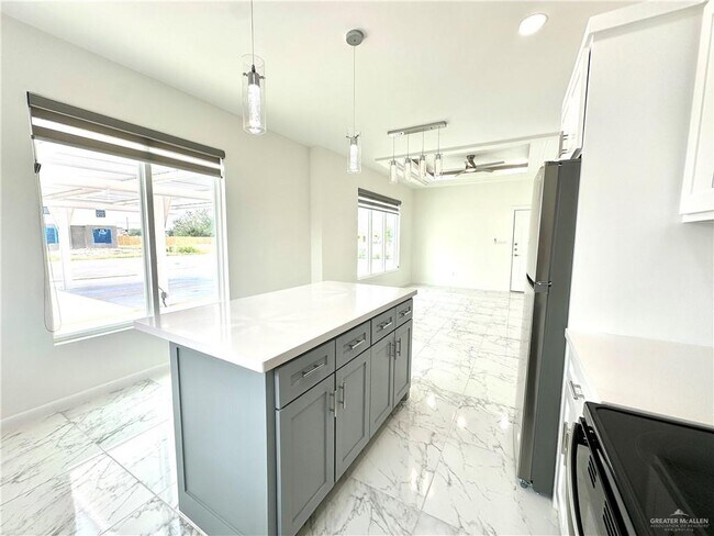 Foto del edificio - 14 E Viviana St