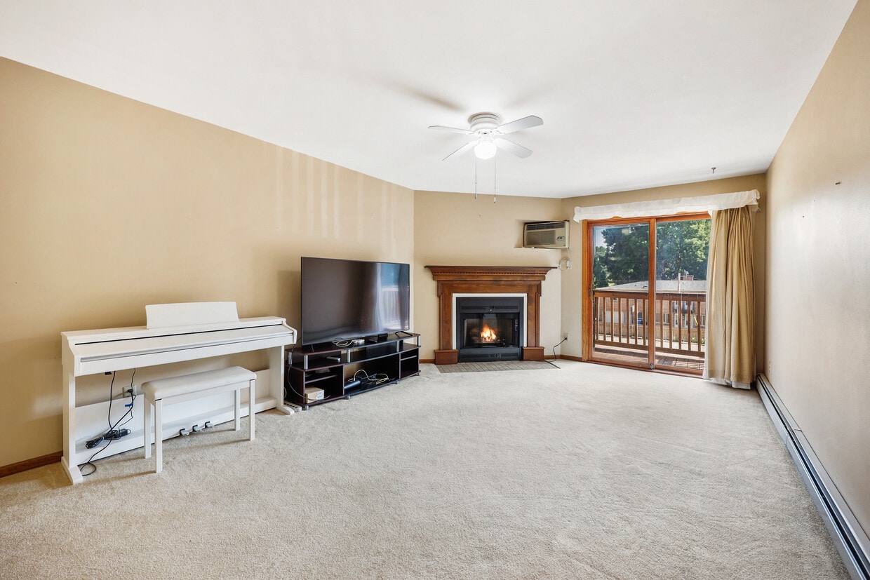 Primary Photo - 2564 Branch St