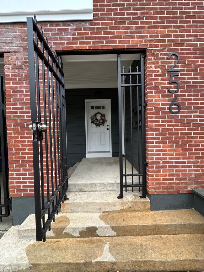 Foto del edificio - 256 N 32nd St