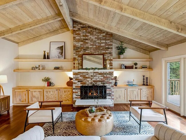 Building Photo - 4029 Costado Rd