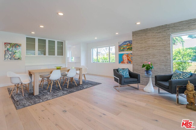 Building Photo - 959 N Vista St