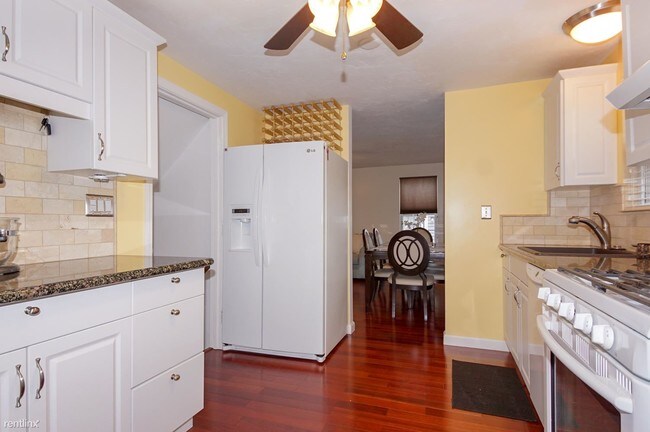 Foto del edificio - 3 br, 2 bath House - 16 Bowstring Way