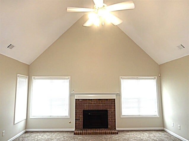 Building Photo - 811 Karie Dr