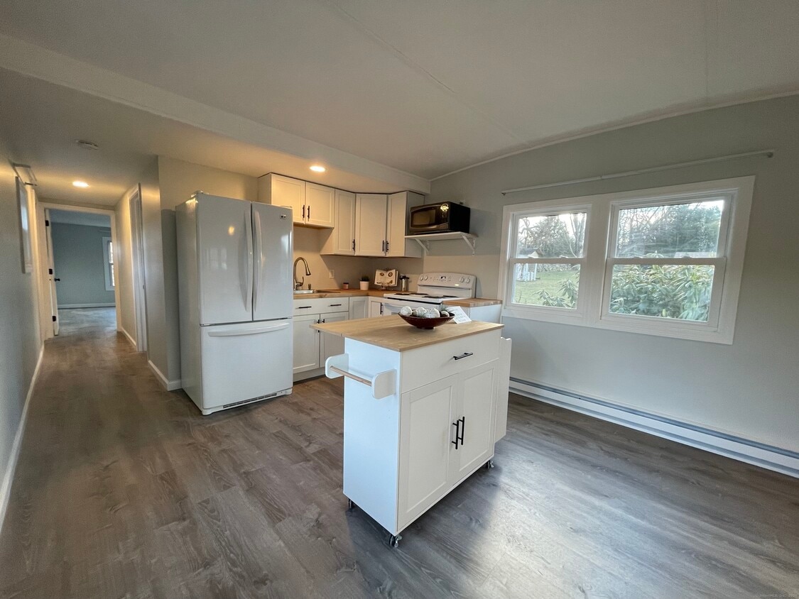 26 Bradbury Rd, New Milford, CT 06776 House Rental in New Milford, CT