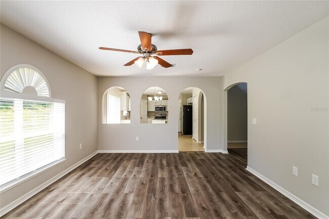 Building Photo - 517 Ridges Dr